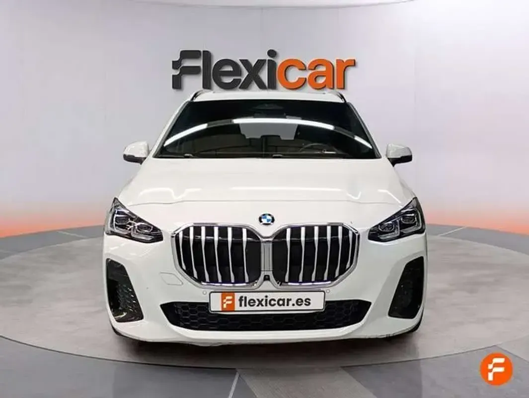 Usado BMW 218 136 CV (100 kW) 2024 Blanco Monovolumen