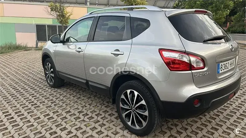 Usado Nissan Qashqai 360º 140 CV (102 kW) 2012 Gris / plata SUV