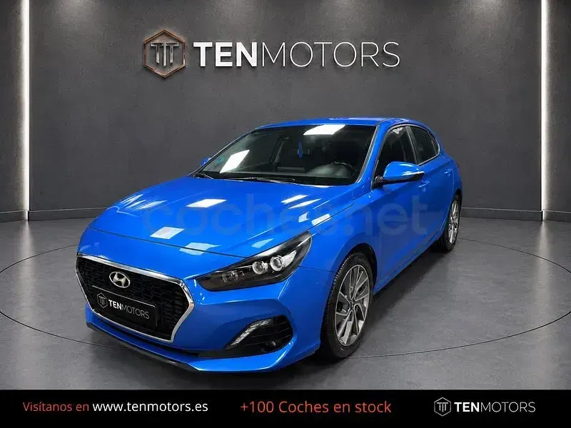 Usado Hyundai i30 120 CV (88 kW) 2018 Azul Berlina
