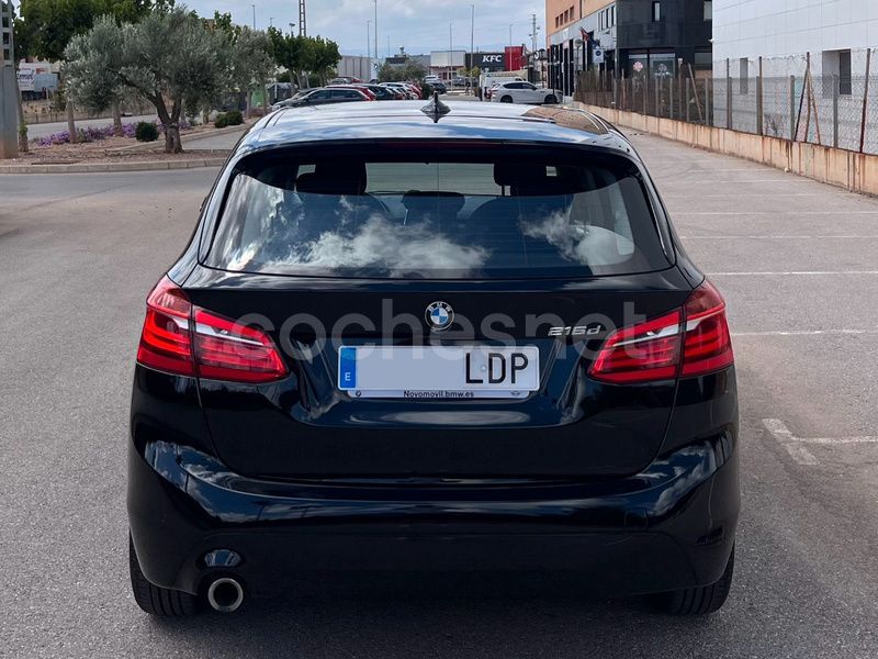 Usado BMW 216 Active Tourer 116 CV (85 kW) 2020 Negro Monovolumen