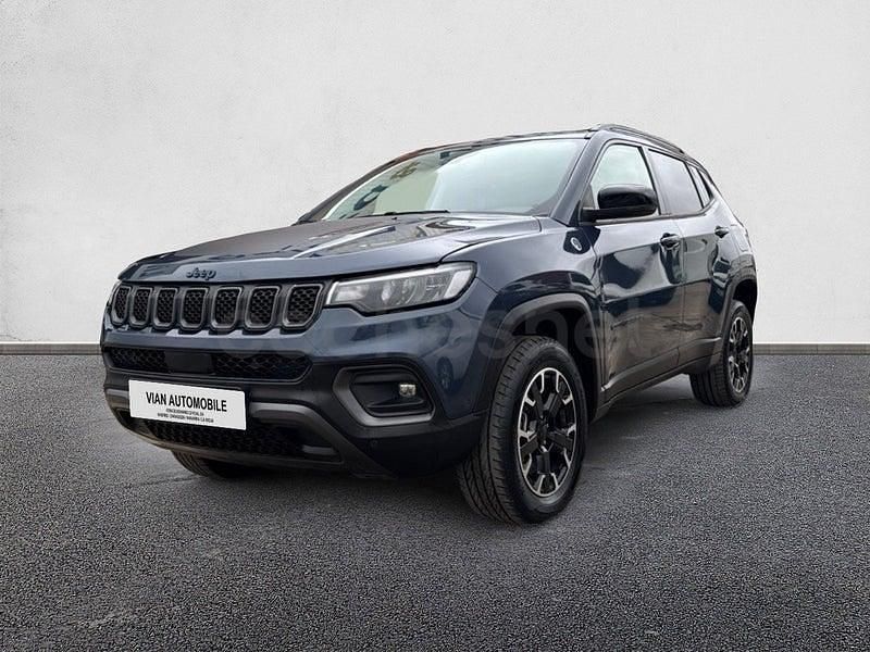 Usado Jeep Compass Trailhawk 240 CV (176 kW) 2022 Azul SUV