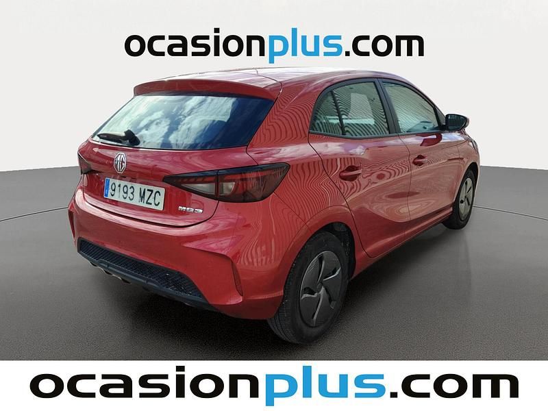 Usado MG MG3 116 CV (85 kW) 2025 Rojo Utilitario