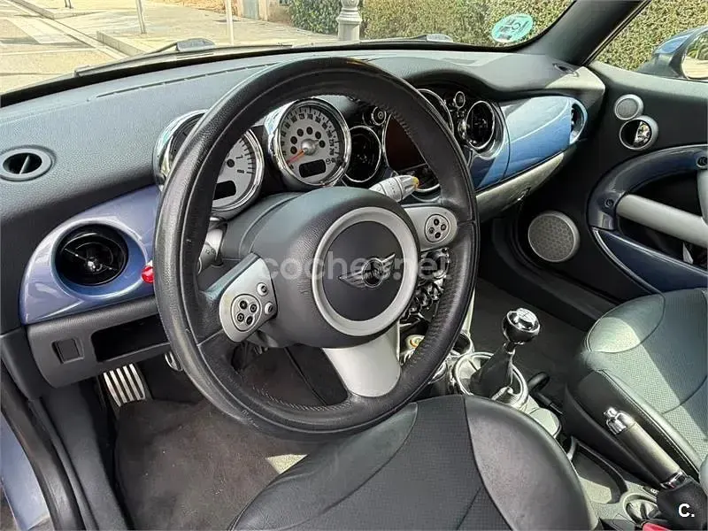 Usado Mini Cooper S Cabriolet 170 CV (125 kW) 2006 Violeta / lila Descapotable