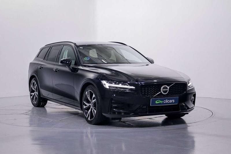 Usado Volvo V60 Plus 197 CV (144 kW) 2023 Negro Familiar