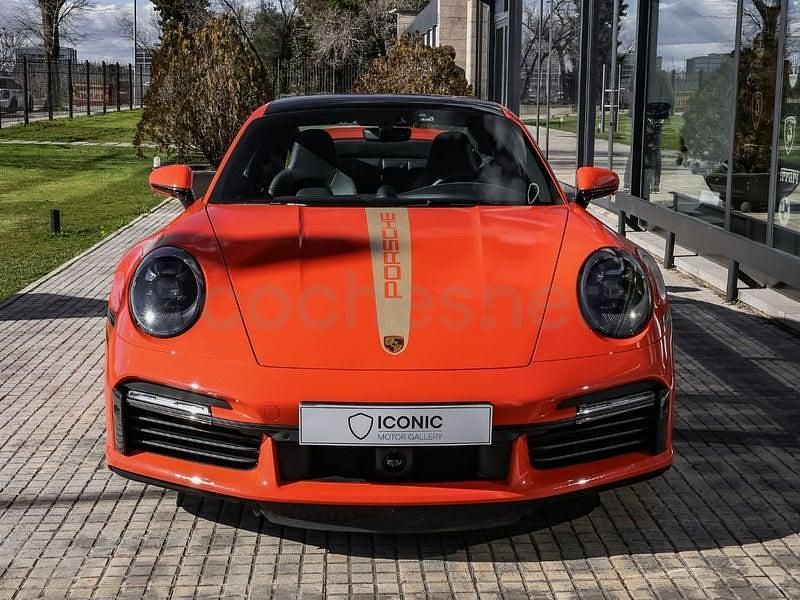 Usado Porsche 911 Turbo S 650 CV (478 kW) 2022 Naranja Coupe