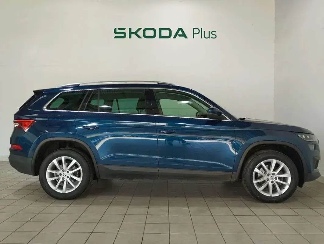 Käytetty Skoda Kodiaq Style 150 HP (110 kW) 2022 Sininen Katumaasturi