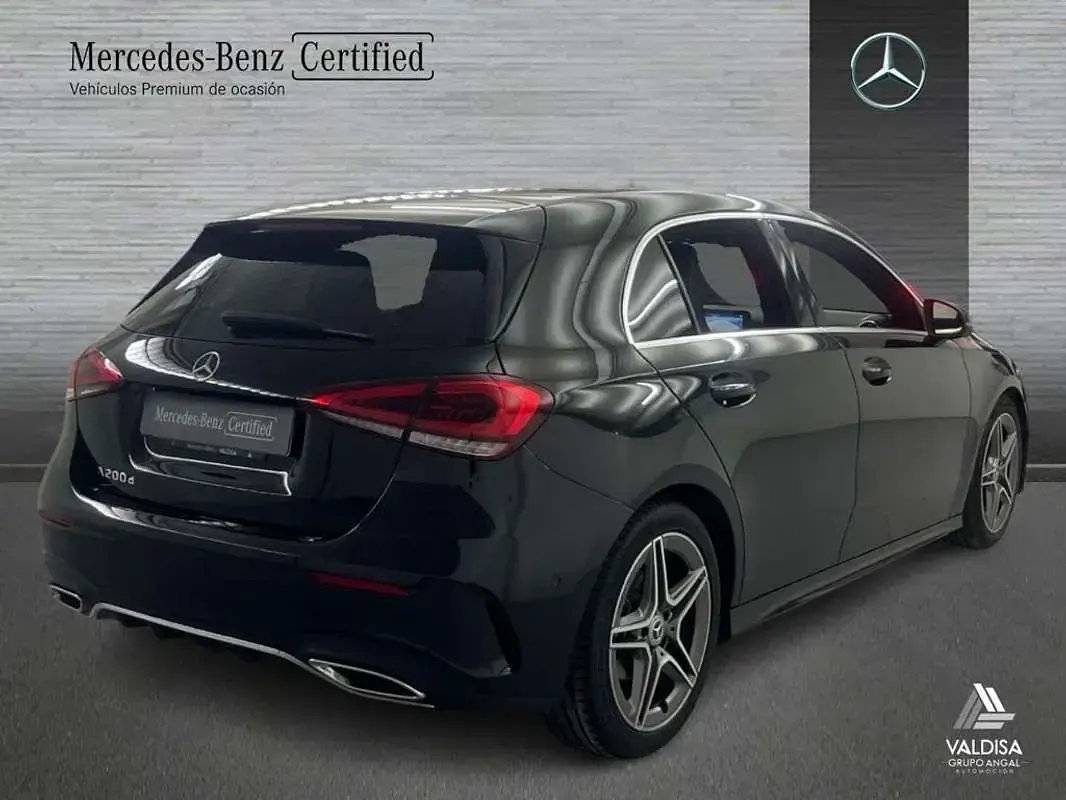 Usado Mercedes A200 AMG line 150 CV (110 kW) 2021 Utilitario