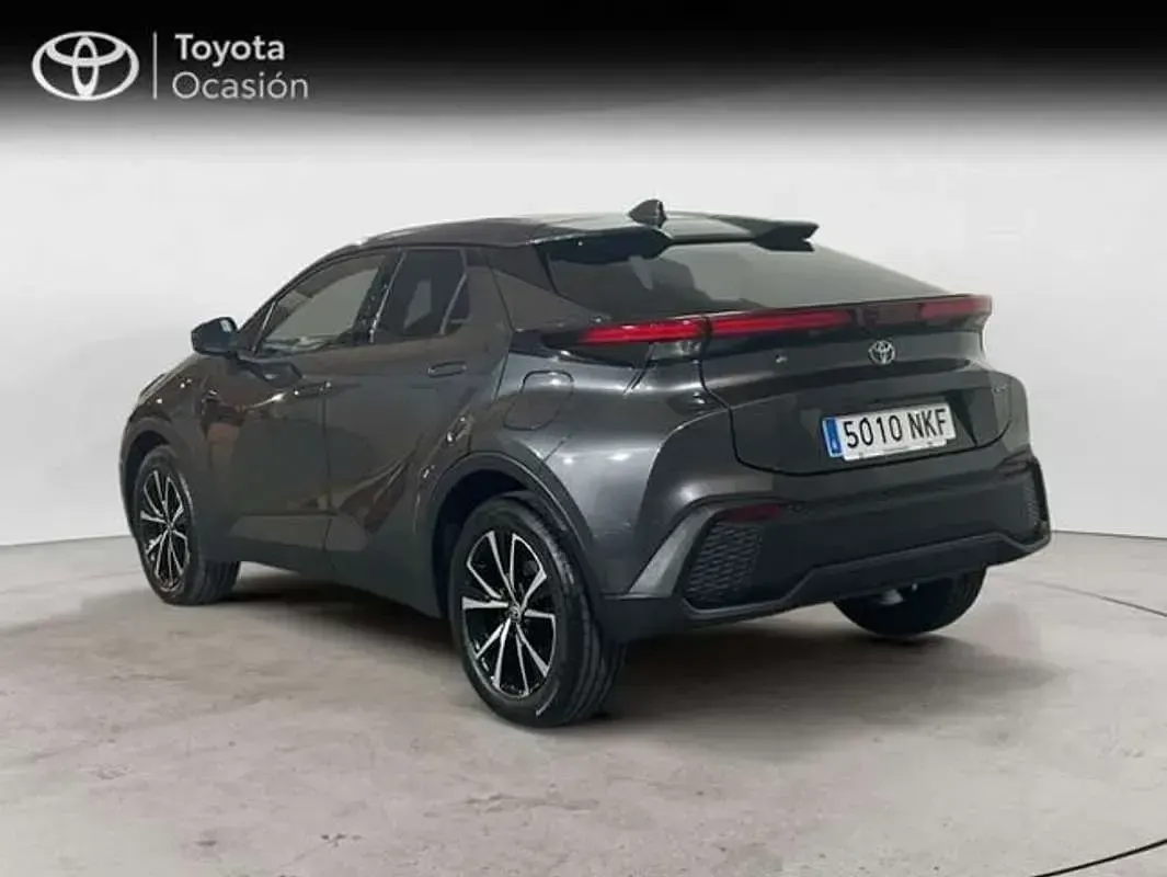 Usado Toyota C-HR Advance 223 CV (164 kW) 2026 Gris SUV