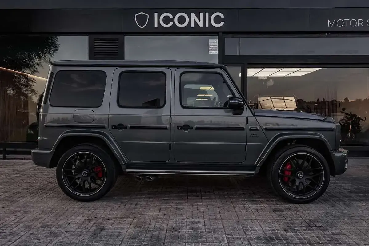 Usado Mercedes G63 AMG AMG 585 CV (430 kW) 2022 Gris SUV
