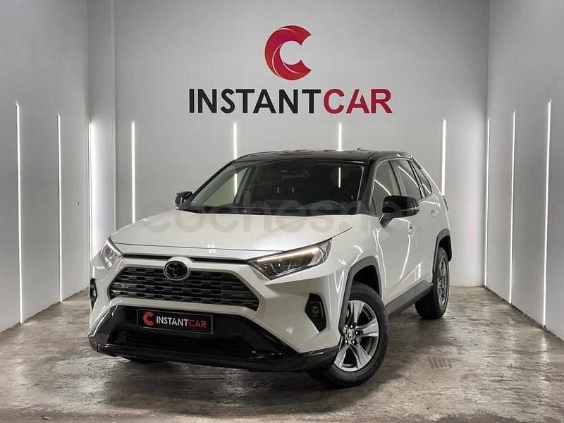 Usado Toyota RAV4 Hybrid Advance 218 CV (160 kW) 2022 Blanco SUV