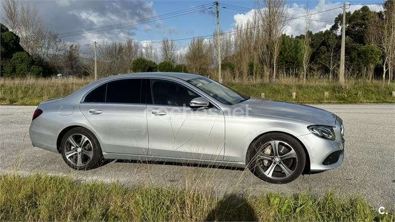 Usado Mercedes E220 Elegance 170 CV (125 kW) 2016 Gris / plata Berlina