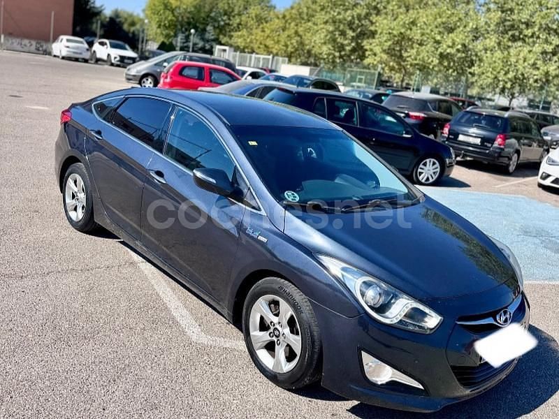 Azul Usado 2014 Hyundai i40 Berlina | 6999 € (Precio justo) - Imagen 1/4