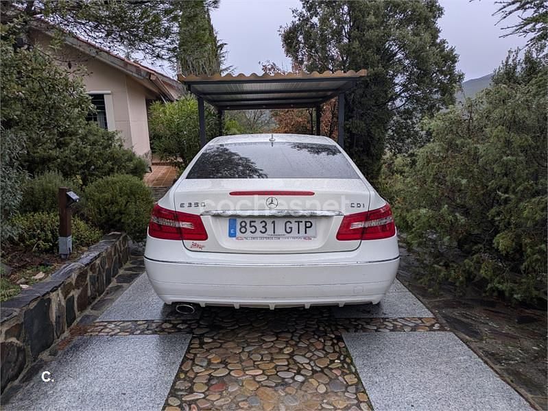 Usado Mercedes E250 Elegance 204 CV (150 kW) 2010 Blanco Coupe