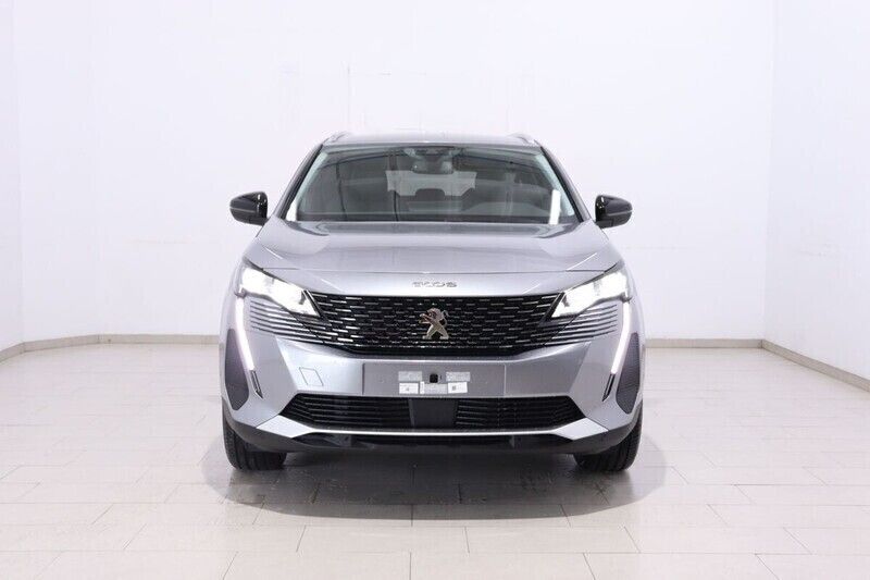 Usado Peugeot 5008 Active 136 CV (100 kW) 2024 Blanco Monovolumen