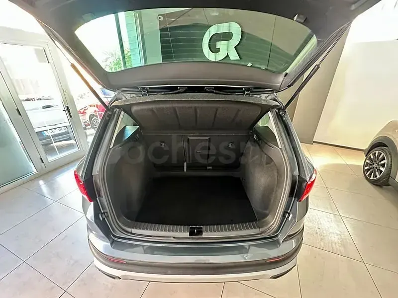 Usado Seat Ateca Style 150 CV (110 kW) 2021 Gris / plata SUV