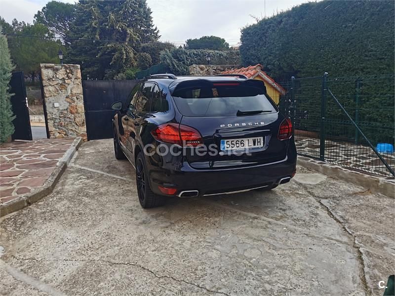 Usado Porsche Cayenne Platinum Edition 245 CV (180 kW) 2012 Negro SUV