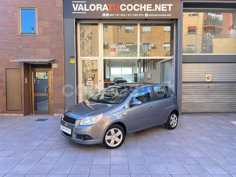 Gris / plata Usado 2009 Chevrolet Aveo LS Berlina | 5950 € (Un poco caro) - Imagen 1/4