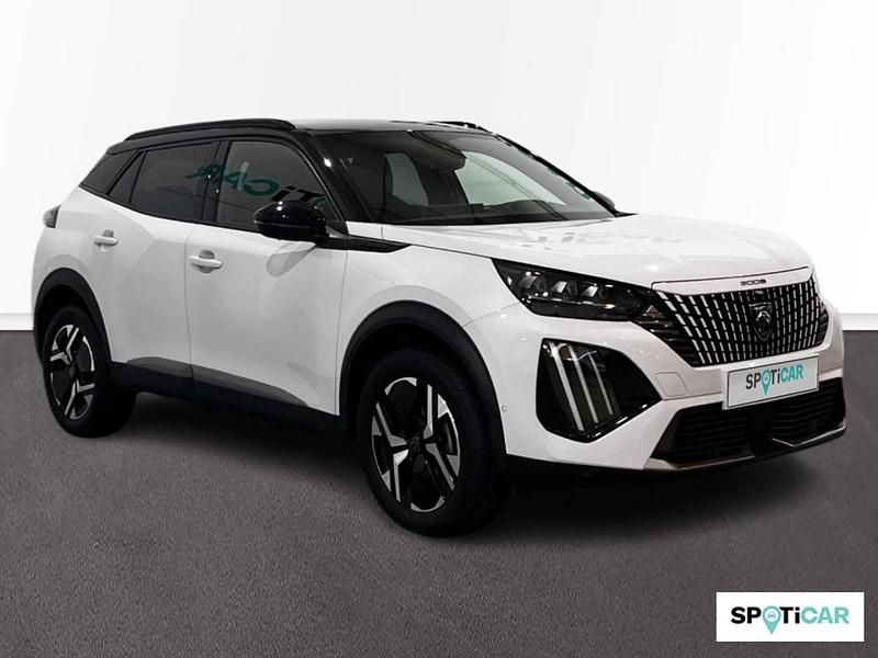 Usado Peugeot 2008 GT 130 CV (95 kW) 2024 Blanco SUV