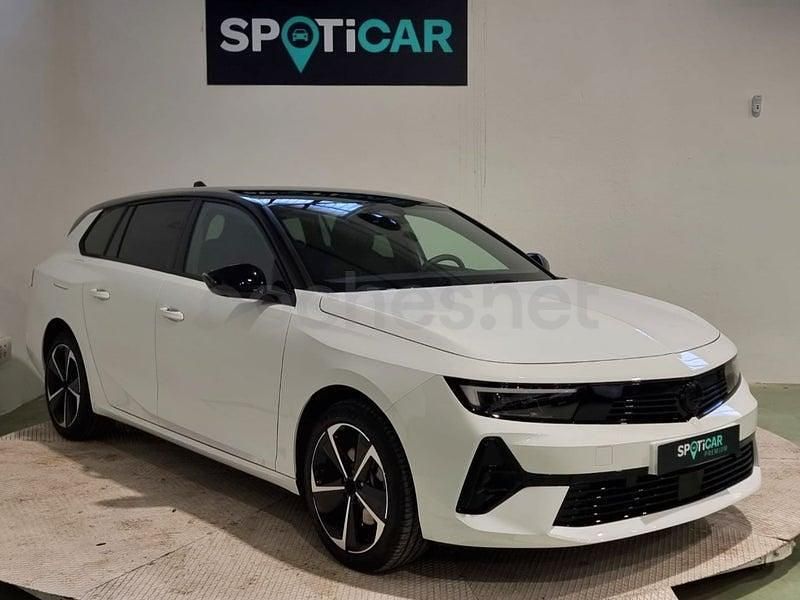 Nuevo Opel Astra 130 CV (95 kW) 2025 Blanco Familiar