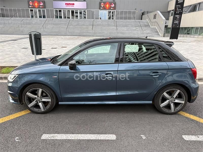 Usado Audi A1 Sportback 125 CV (91 kW) 2018 Azul Utilitario