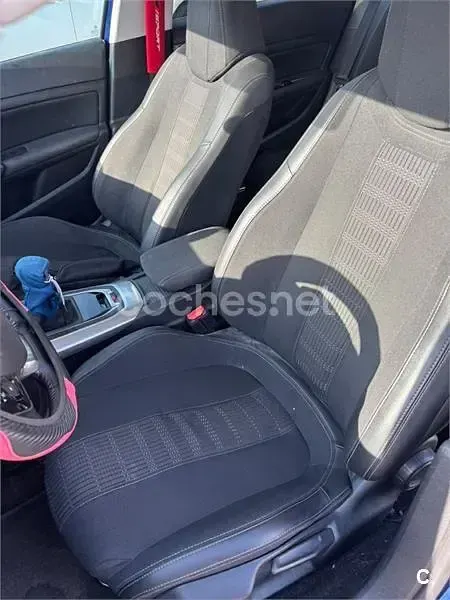 Usado Peugeot 308 Allure 130 CV (95 kW) 2019 Azul Berlina