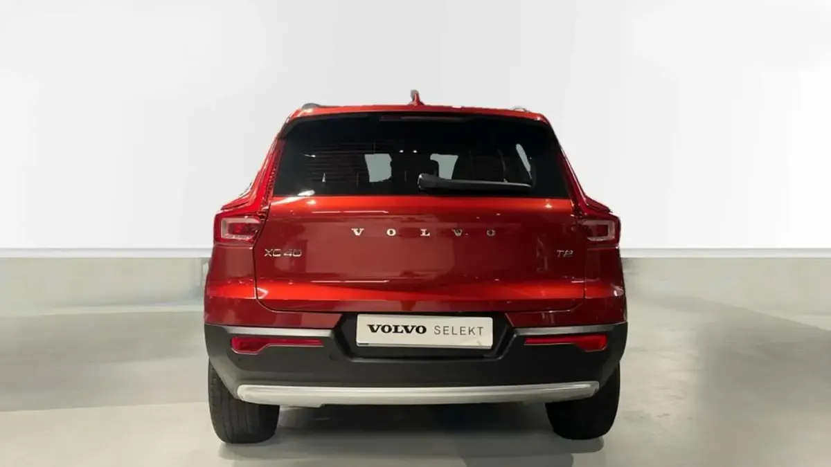 Usado Volvo XC40 Core 129 CV (94 kW) 2024 SUV
