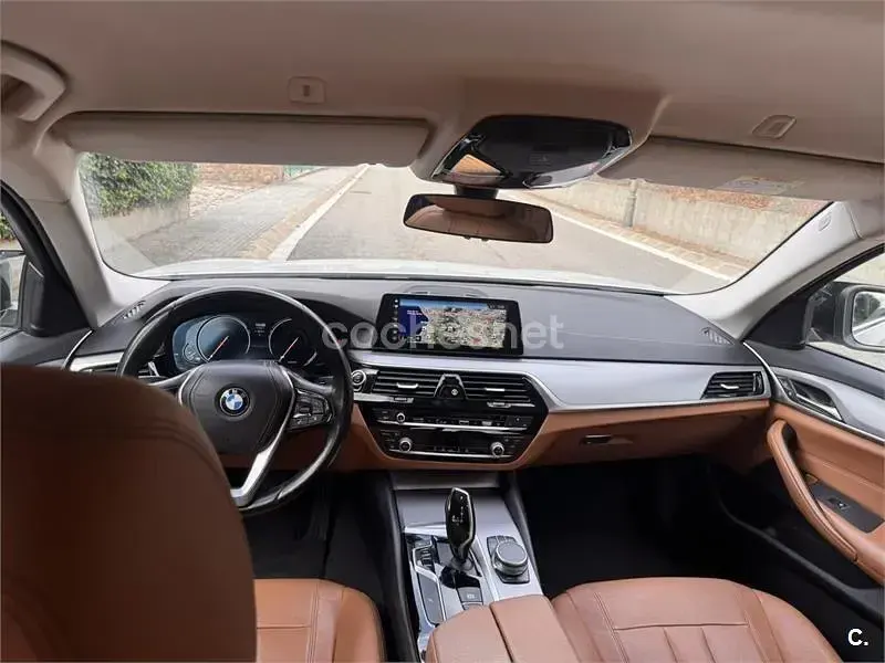 Usado BMW 530 Comfort Edition 258 CV (189 kW) 2017 Blanco Berlina