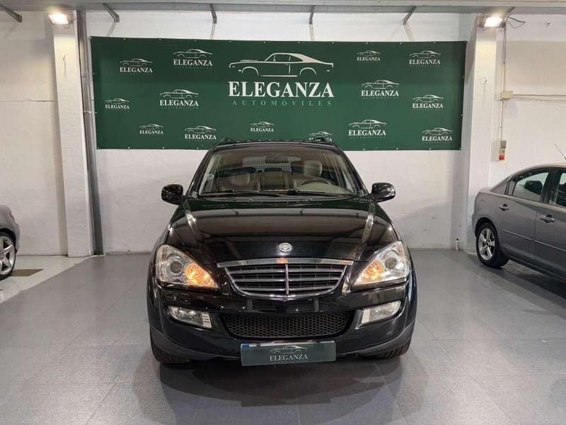 Usado Ssangyong (KGM) Kyron Limited 165 CV (121 kW) 2010 Negro SUV