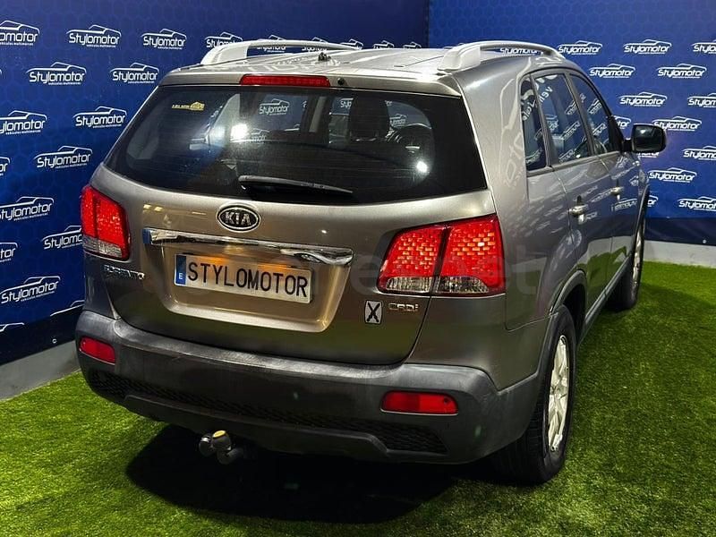 Usado Kia Sorento Active 197 CV (144 kW) 2010 Gris / plata SUV