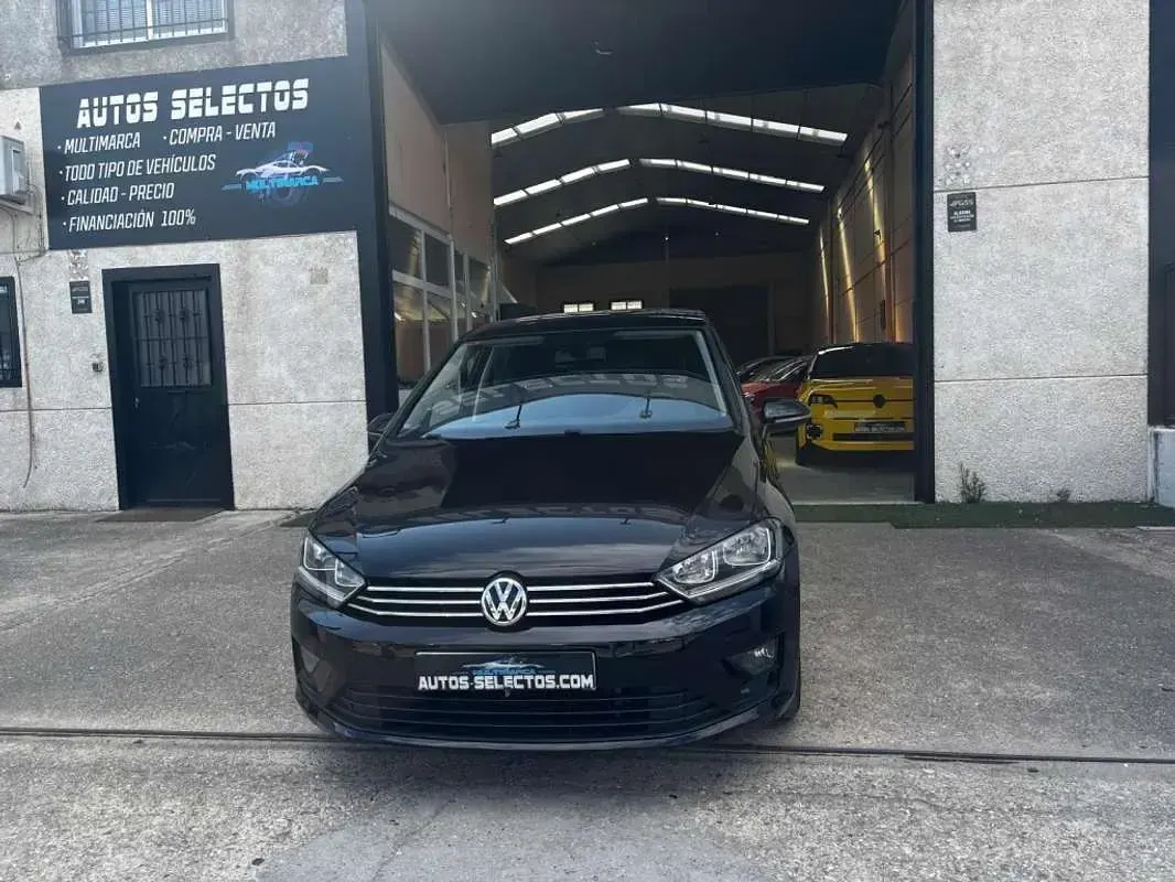 Usado VW Golf Sportsvan 110 CV (80 kW) 2015 Negro Monovolumen