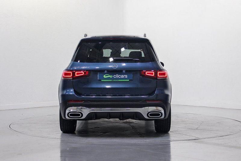 Usado Mercedes GLB200 150 CV (110 kW) 2021 Gris SUV