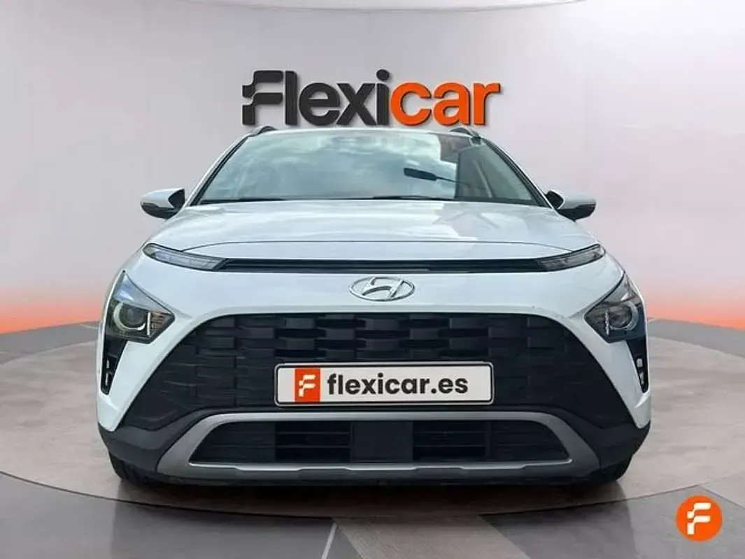 Begagnad Hyundai Bayon 84 HK (61 kW) 2023 Vit SUV