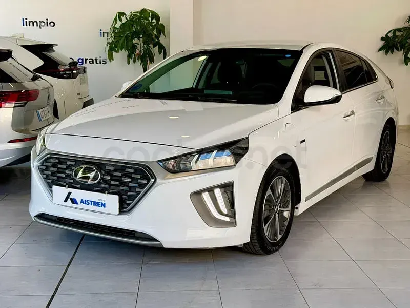 Usado Hyundai Ioniq 141 CV (103 kW) 2020 Blanco Utilitario