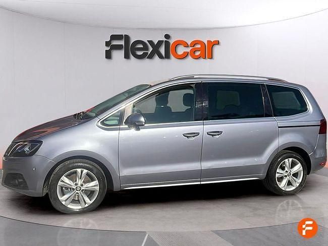Usado Seat Alhambra 150 CV (110 kW) 2022 Gris Monovolumen