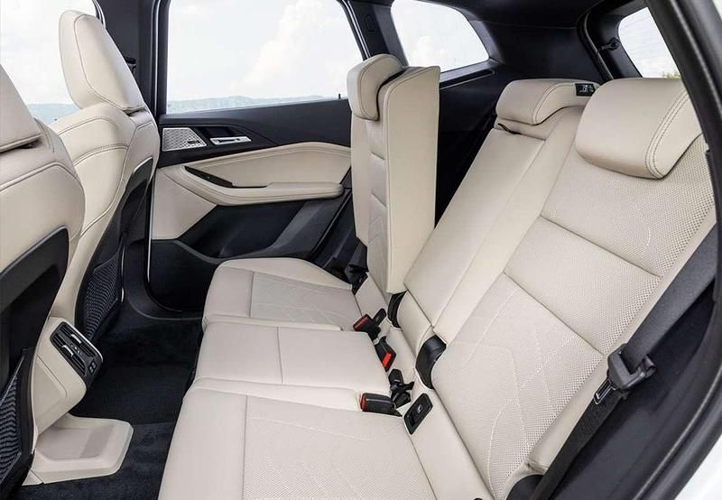 Usado BMW 218 Active Tourer 150 CV (110 kW) 2023 Negro Monovolumen