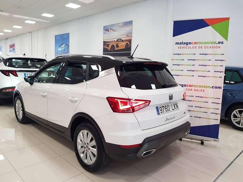 Usado Seat Arona FR 110 CV (80 kW) 2022 Blanco SUV