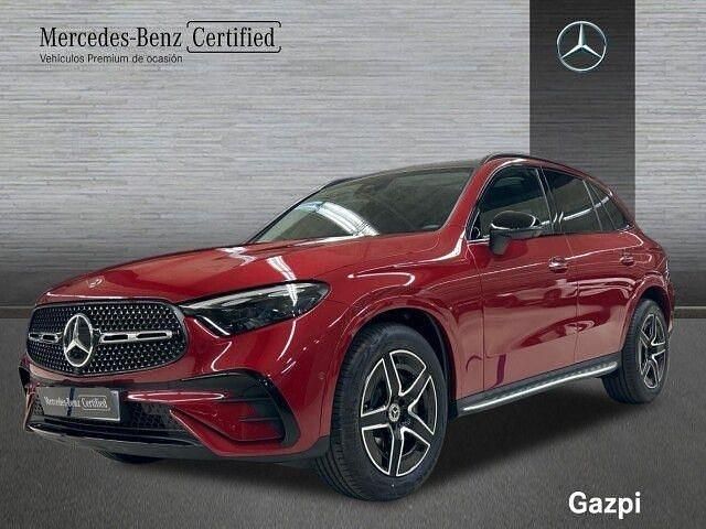 Usado Mercedes GLC220 AMG line 197 CV (144 kW) 2024 Manufaktur rojo patagonia SUV