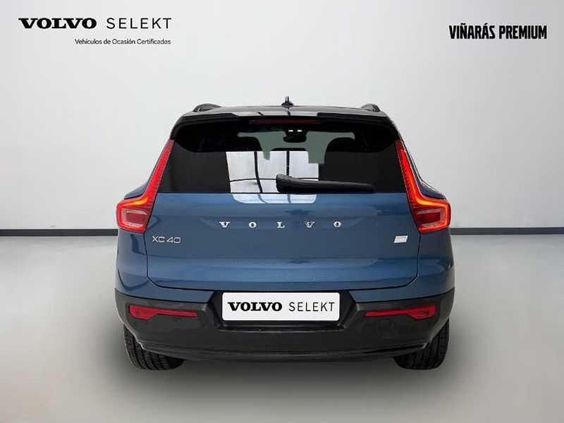 Usado Volvo XC40 Plus 169 kW (231 CV) 2022 Azul SUV