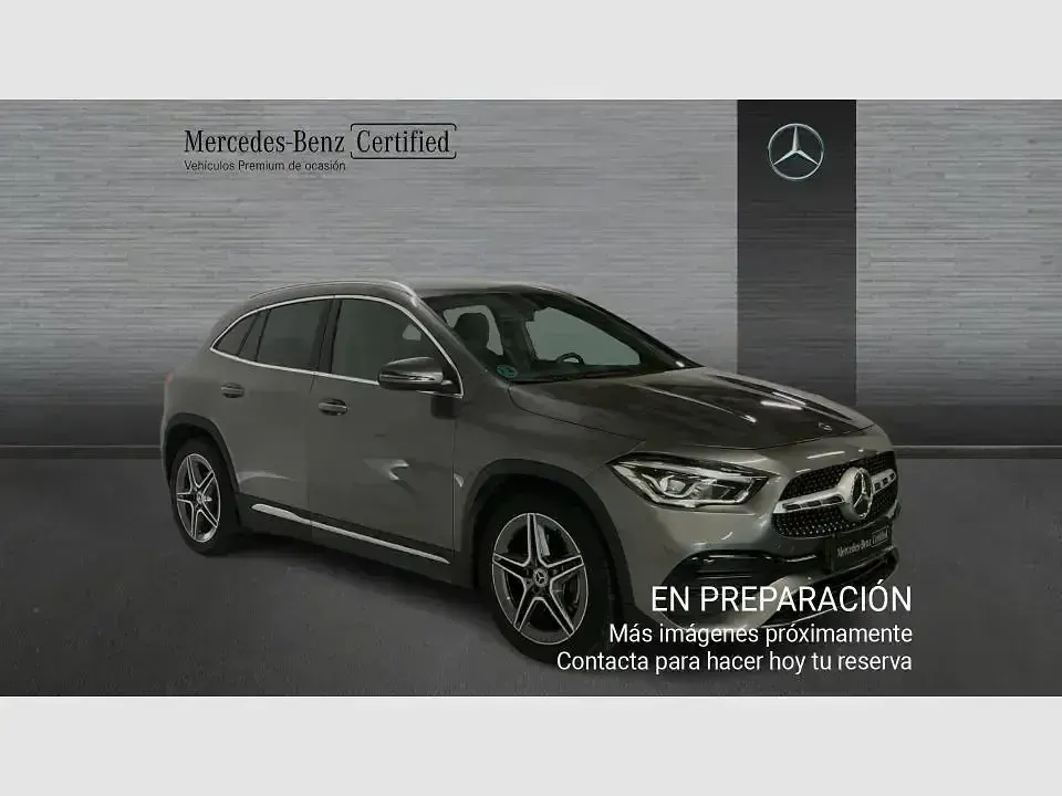 Usado Mercedes GLA200 150 CV (110 kW) 2022 Gris / plata SUV