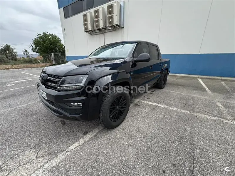 Usado VW Amarok Highline 204 CV (150 kW) 2019 Negro Pickup/Camioneta
