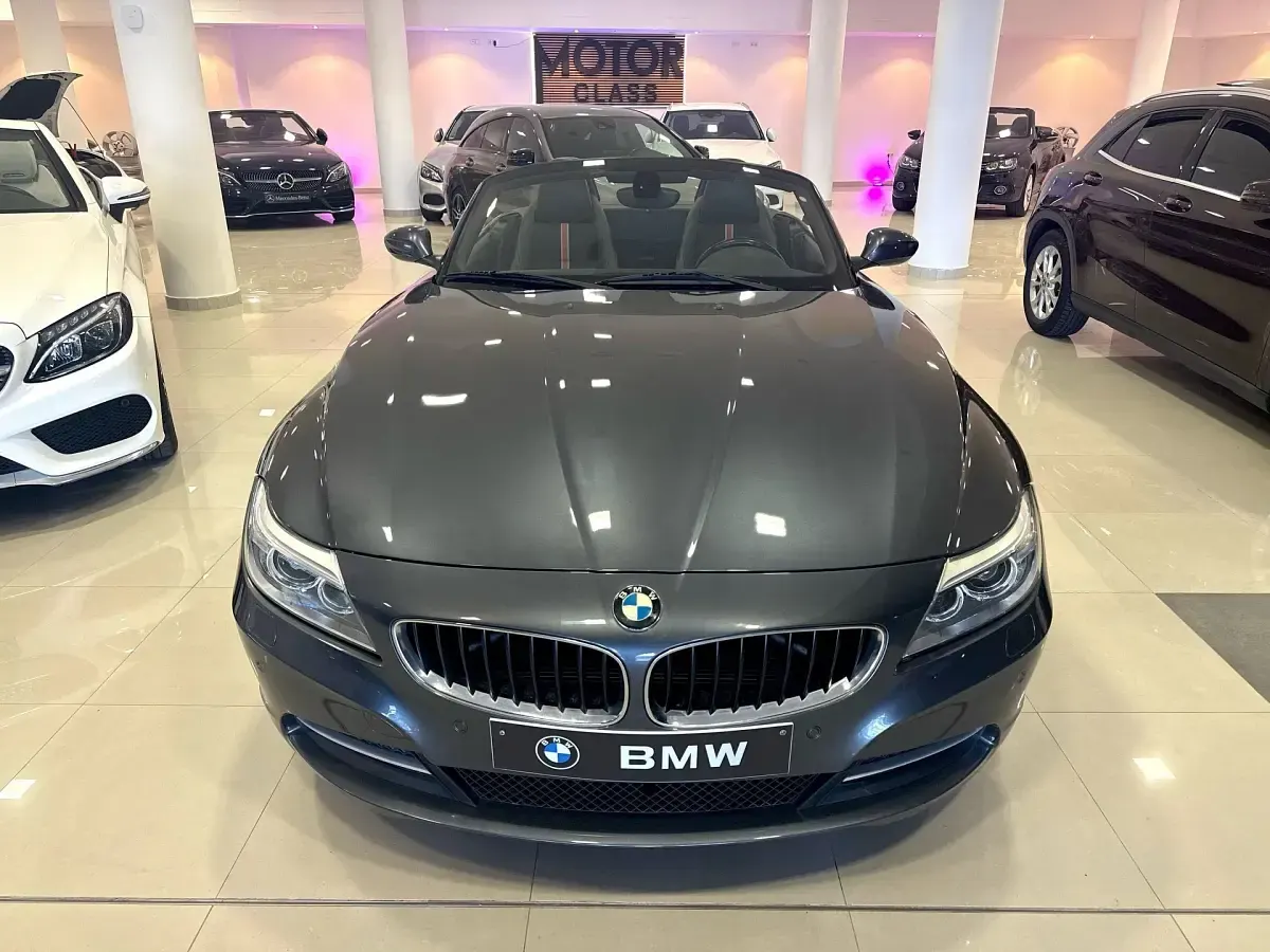 Usado BMW Z4 Comfort Edition 156 CV (114 kW) 2013 Gris Descapotable