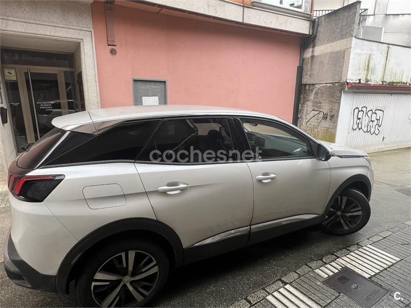 Usado Peugeot 3008 Allure 130 CV (95 kW) 2019 Blanco SUV