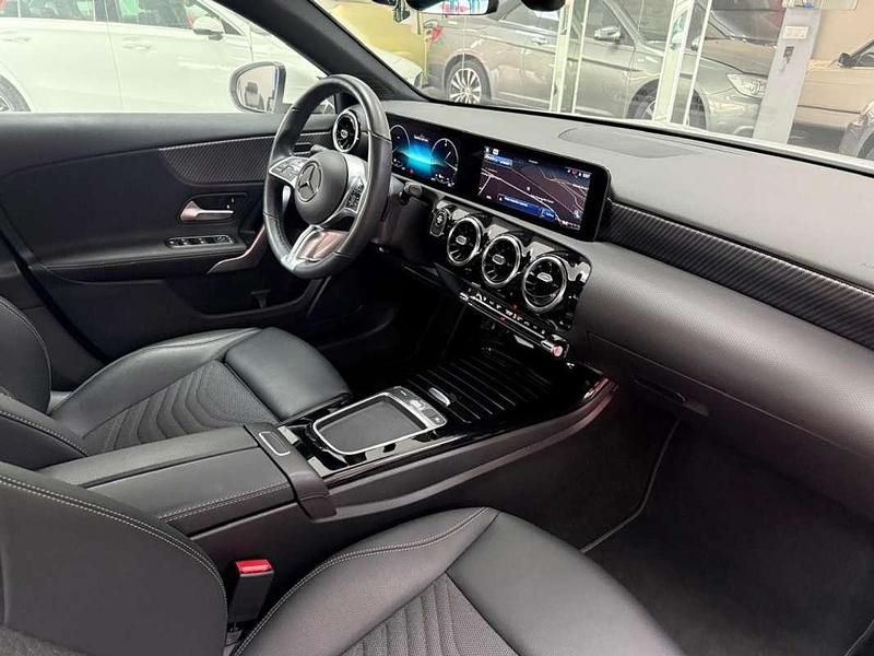 Usado Mercedes A250 Advanced 218 CV (160 kW) 2023 Utilitario