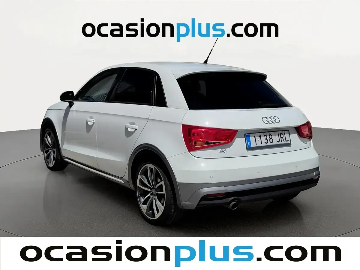 Usado Audi A1 116 CV (85 kW) 2016 Blanco Utilitario