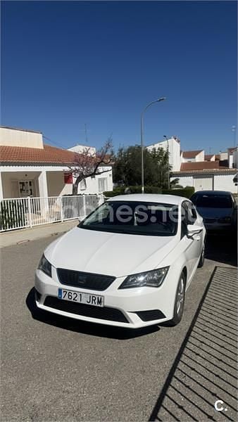Usado Seat Leon Ecomotive 110 CV (80 kW) 2016 Blanco Berlina