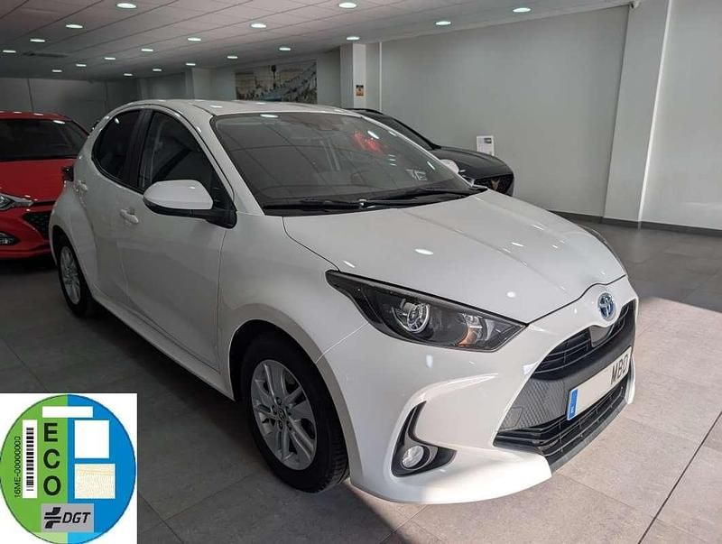 Blanco Usado 2022 Toyota Yaris Hybrid Business Edition Utilitario | 16.900 € (Precio justo) - Imagen 1/4