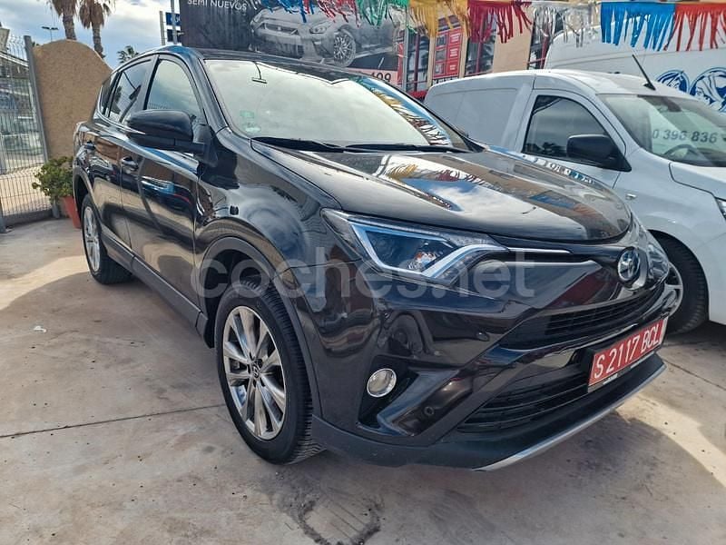 Usado Toyota RAV4 Hybrid Advance 197 CV (144 kW) 2016 Negro SUV
