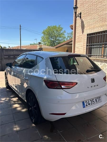 Blanco Usado 2019 Seat Leon Style Berlina | 11.800 € (Buen precio) - Imagen 1/4