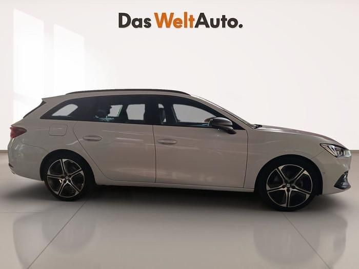 Usado Seat Leon FR 150 CV (110 kW) 2022 Blanco