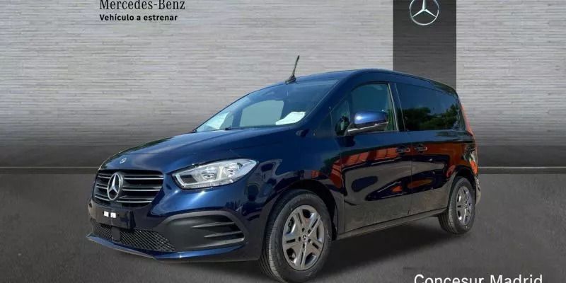 Azul Nuevo 2025 Mercedes 180 Berlina | 36.599 € (Precio justo) - Imagen 1/4